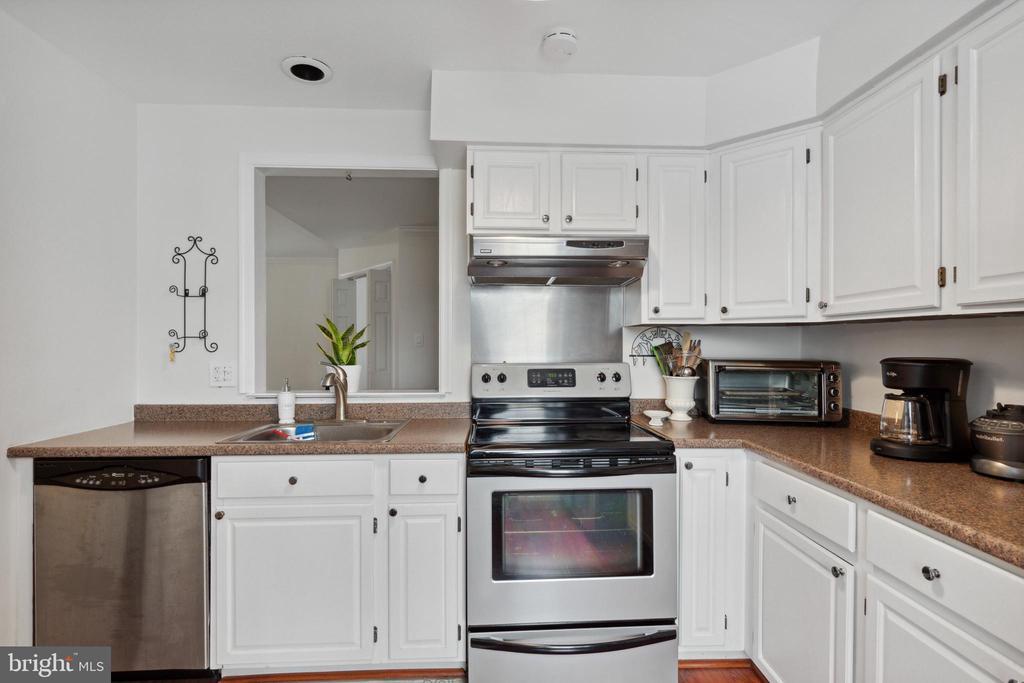 Foto principal - 604 Mews Dr