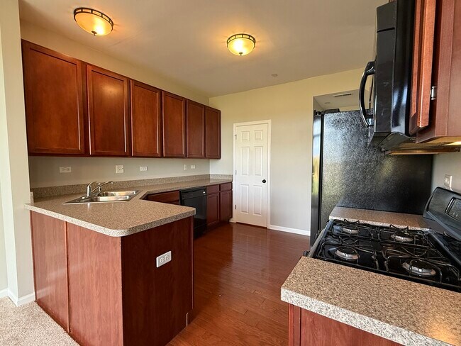 Foto del edificio - 161 Willoughby Ct