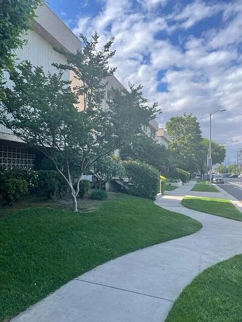 Foto principal - 5139 Balboa Blvd
