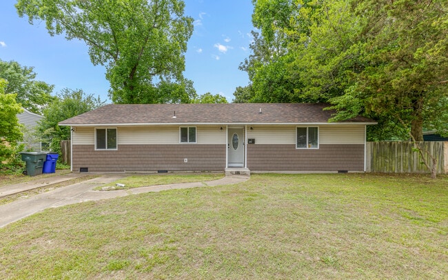 Building Photo - 2273 Jeffrey Dr