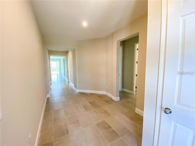 Photo - 16125 Parkwyn Street Unit House