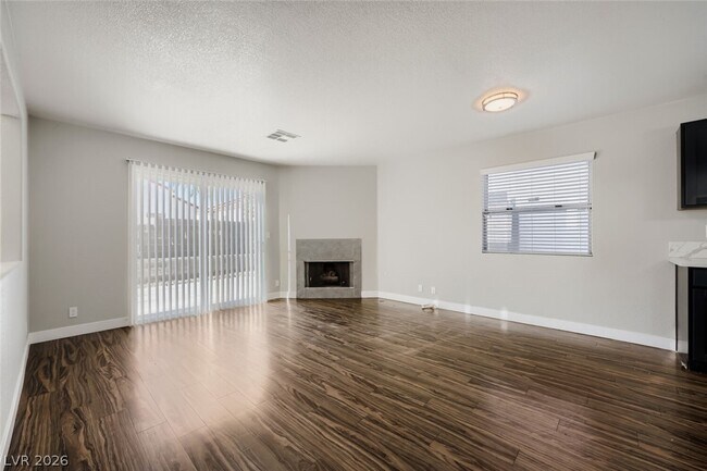 Building Photo - 8215 Mt Brodie Cir