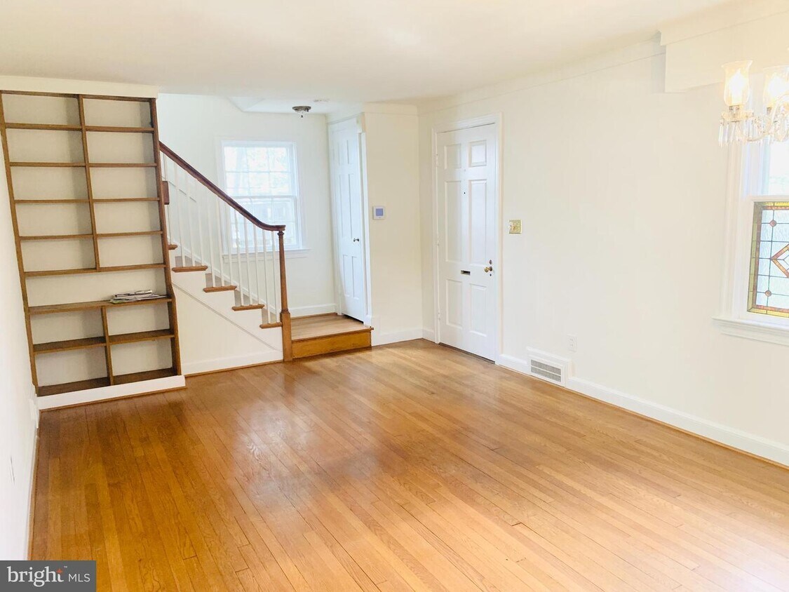 Foto principal - 3922 Prospect St
