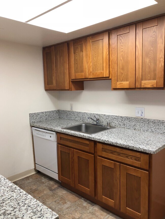 Foto del edificio - 1007 Clinton Rd