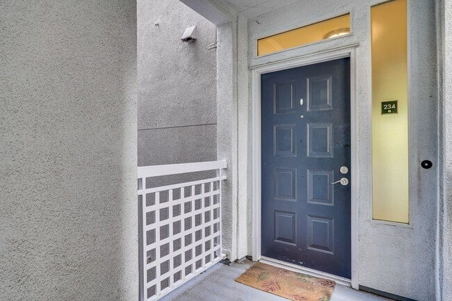 Foto del edificio - Large Santa Clara 1 Bedroom Condo in Rivermark Area