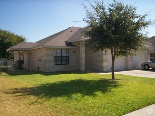 Building Photo - 2103 Agate Dr