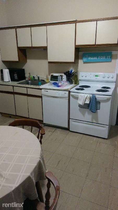 Primary Photo - 3 br, 1 bath Apartment - 17 Park Vale