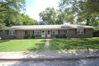 Building Photo - 316 N Wilson Ave