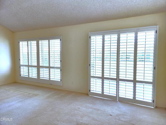 Foto del edificio - 16305 Village 16