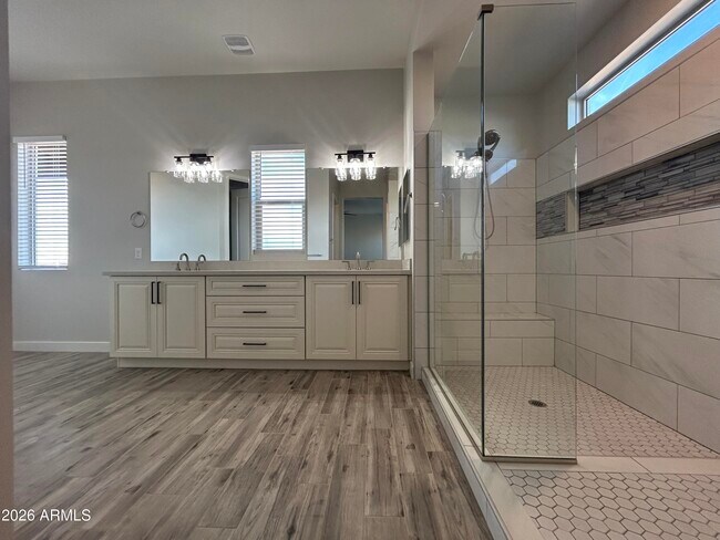 Foto del edificio - 23175 W Skinner Rd