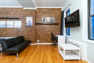 Building Photo - 1789 1st Ave