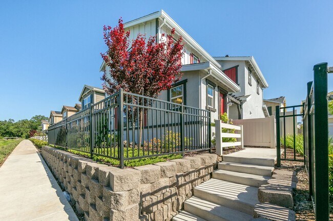 Foto del edificio - Citrus Heights AMAZING FLOOR-PLAN (Solar) ...