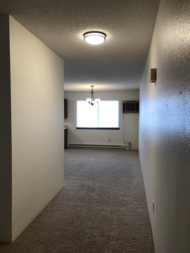 Front Hallway to Dining area - 105 Evergreen Dr