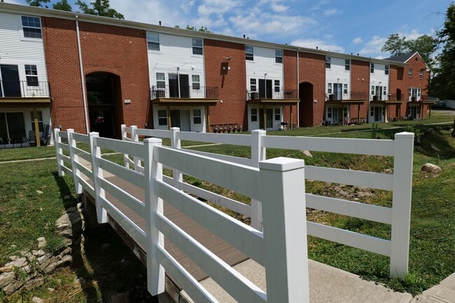 Building Photo - Arbors North