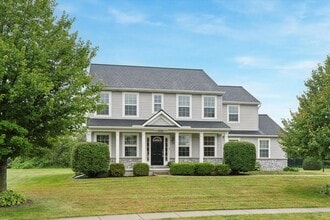 Building Photo - 119 Whitehorse Dr