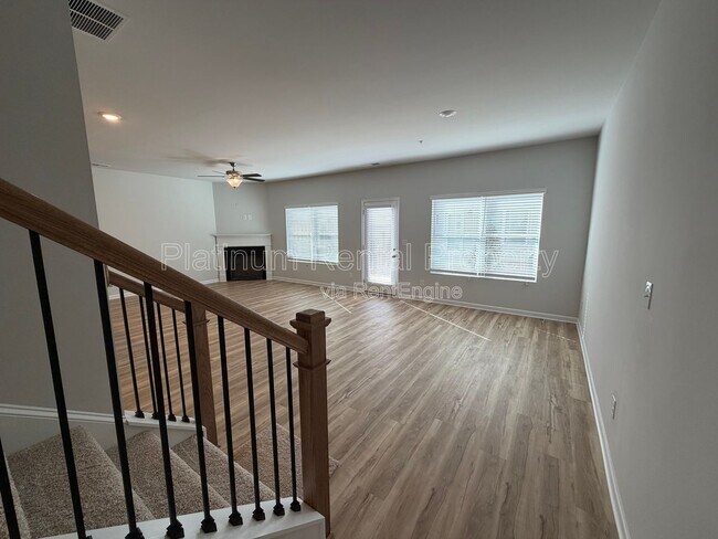 Foto del edificio - 342 Lanier Cir