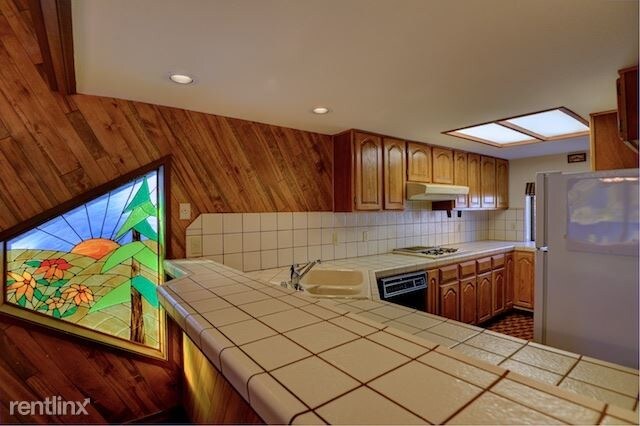 Foto del edificio - 696 Village Blvd