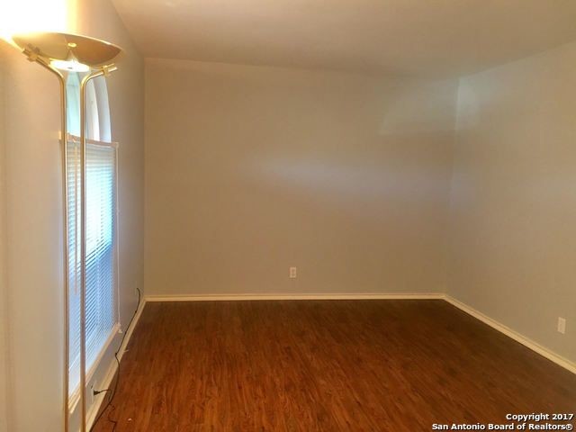 Foto del edificio - 6614 Spring Manor St