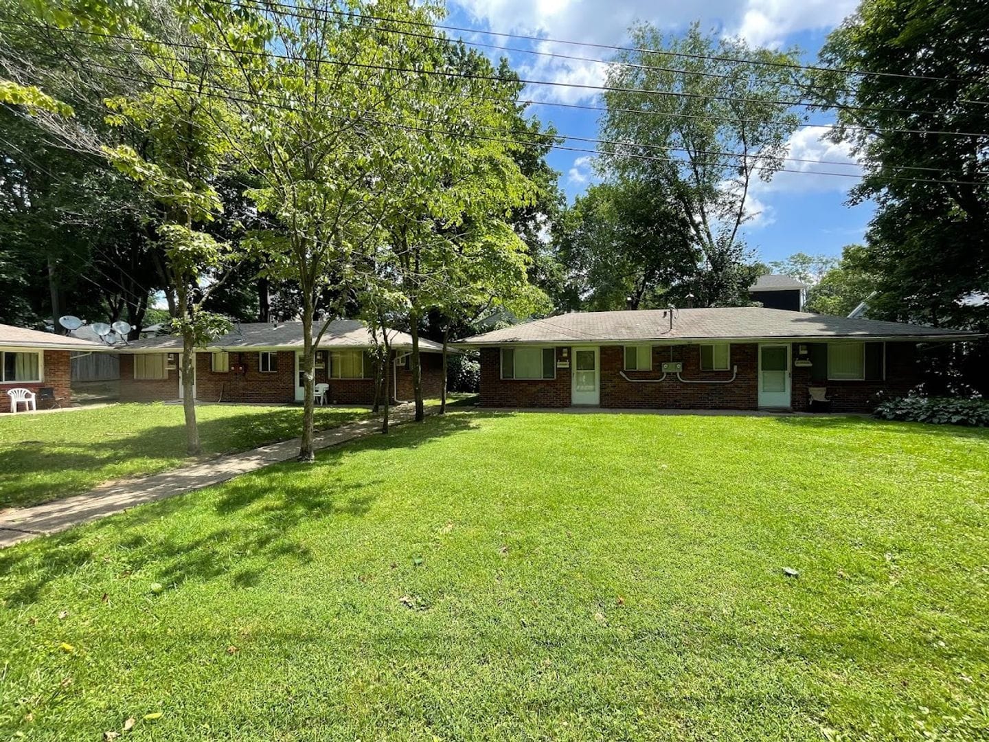 15 Neal Ct Akron, OH 44303 – photo 2