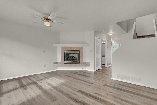 Photo - 6925 Yellowpine Dr Townhome