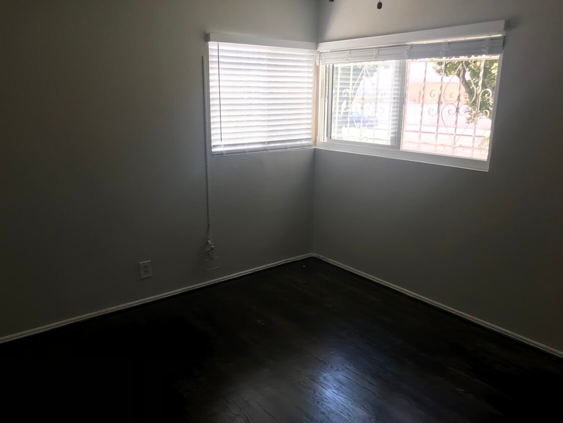 244 N Locust St Unit 1, Inglewood, CA 90301 Condo for Rent in