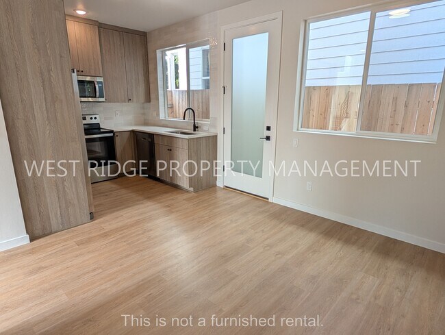 Foto del edificio - 6285 NE 19th Ave