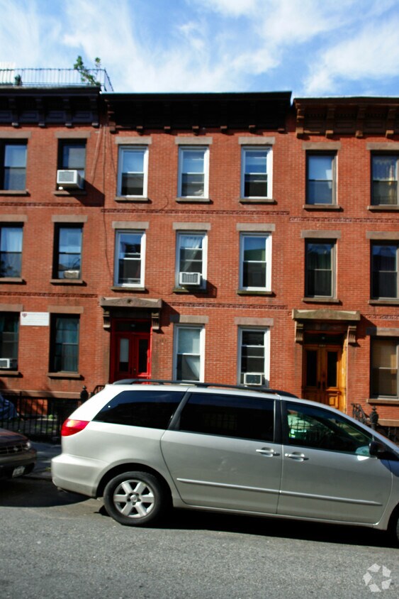 Building Photo - 382 13th St