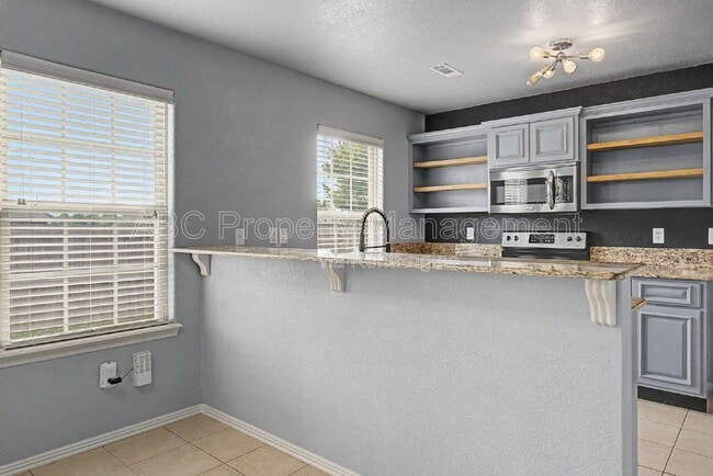 Foto del edificio - 3801 SW Gibson Ave