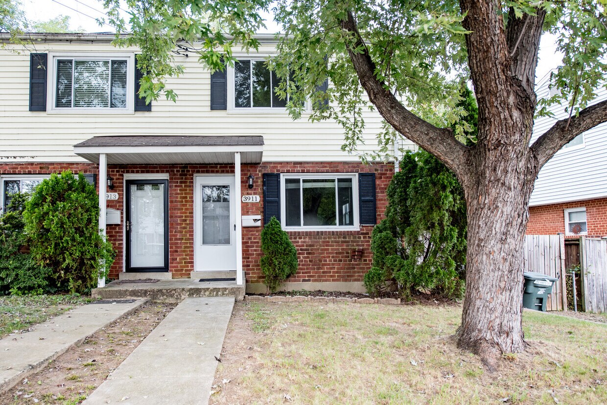 Foto principal - 3911 Vermont Ave