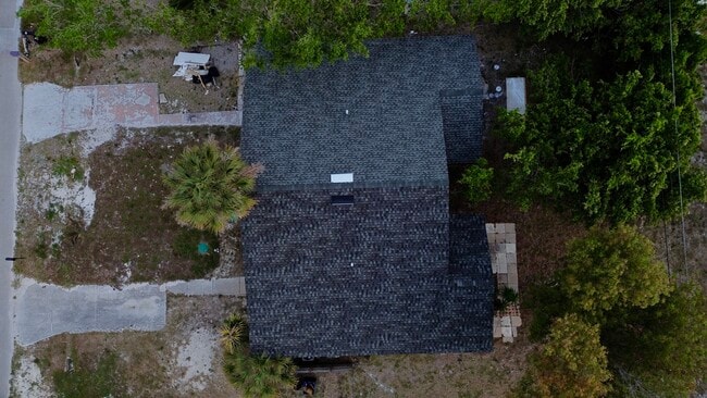 Building Photo - 17419 Dumont Dr