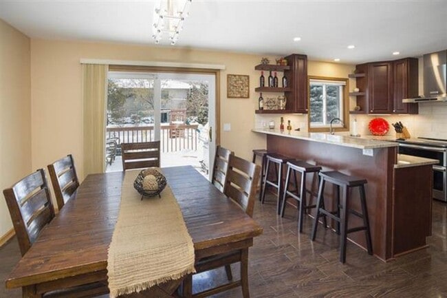 Foto del edificio - 1014 Bethany Ct