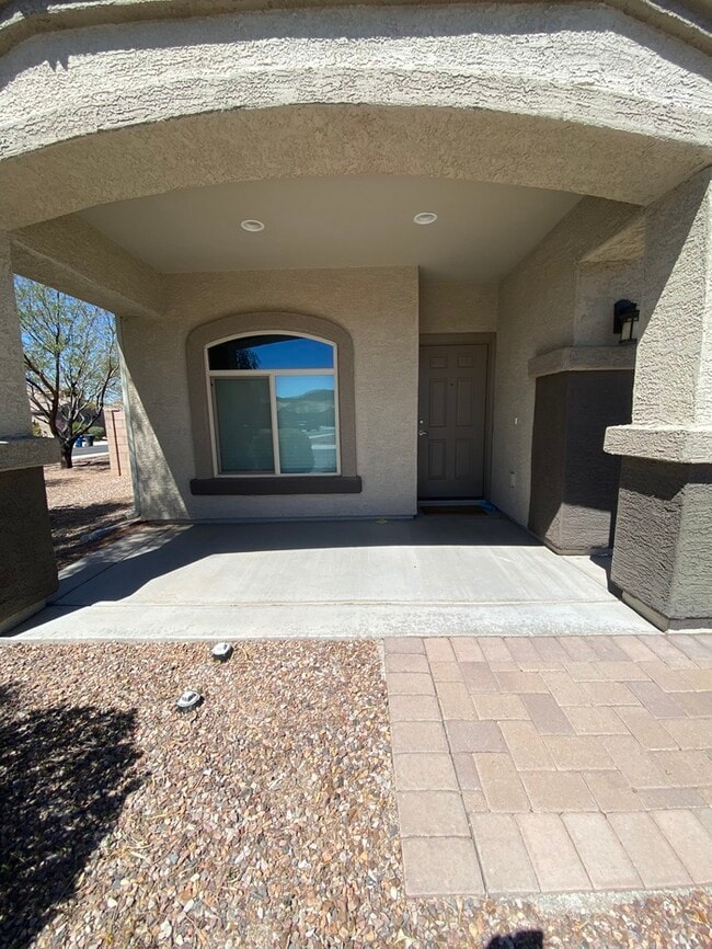 Building Photo - 8990 W Cloudwood Dr