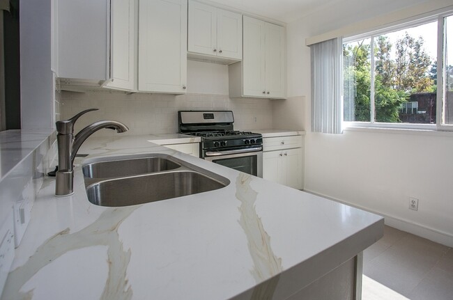 Foto del edificio - 11621 Chenault St