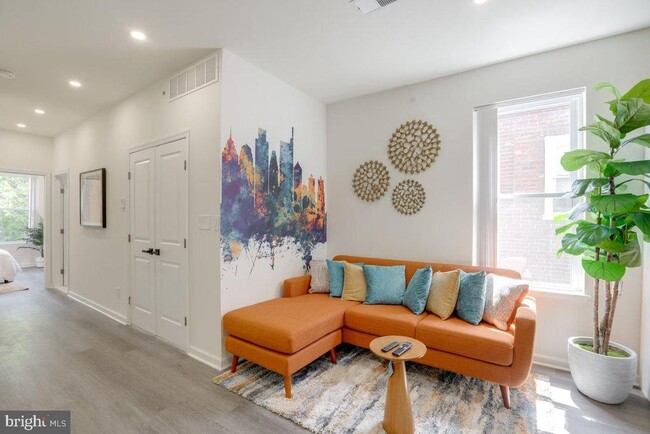 Building Photo - 2251 N 33rd St