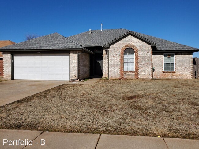Foto del edificio - 3 br, 2 bath House - 1161 McConnell Drive