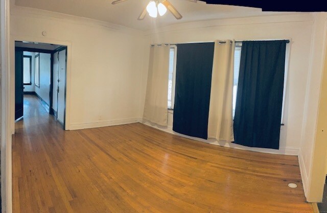 Foto del edificio - 7208 S Calumet Ave