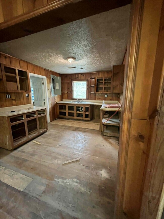 Building Photo - 142 Co Rd 771