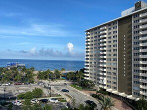 Building Photo - 133 N Pompano Beach Blvd