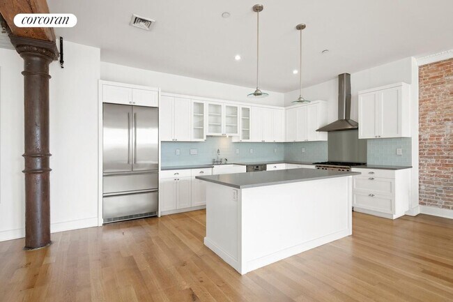 Foto del edificio - 481 Washington St