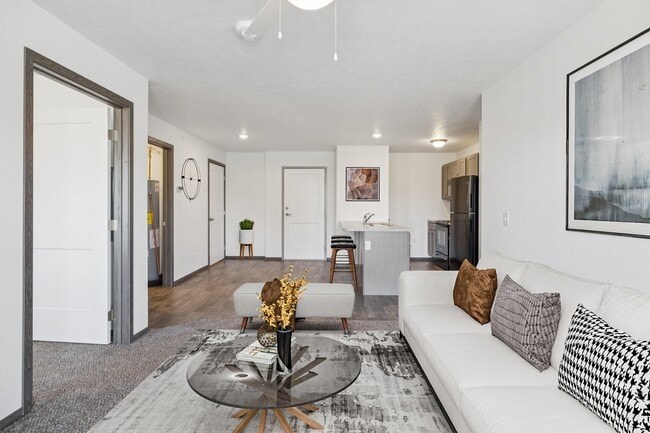 Building Photo - Cherry Creek Village