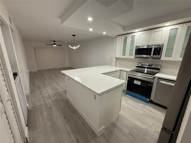 Foto del edificio - 11477 NW 39th Ct