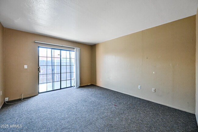 Foto del edificio - 721 E Fremont Rd