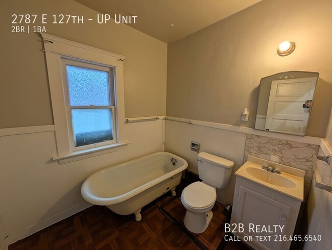 Building Photo - 2787 E 127th-UP Unit