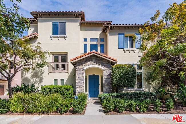 Building Photo - 5744 S Celedon Creek