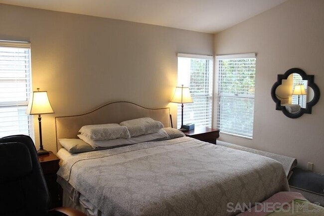 Foto del edificio - 12272 Briardale Way