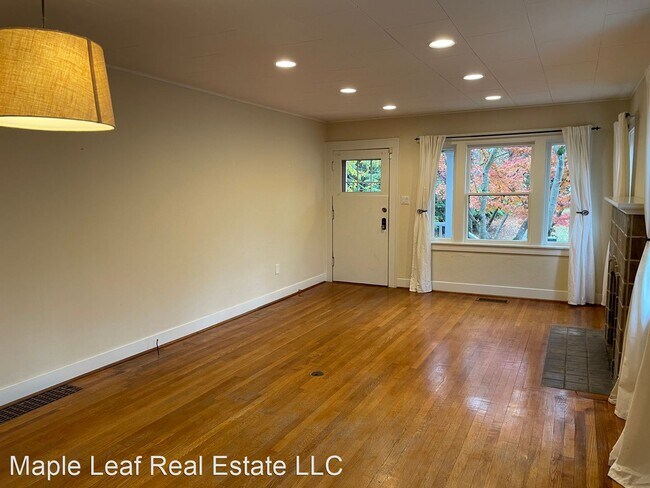 Building Photo - 3 br, 2 bath House - 552 NE 60th St