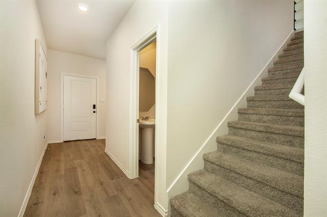 Building Photo - 319 Vitex Dr