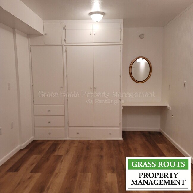 Foto del edificio - 15772 Sunnyvale Ln