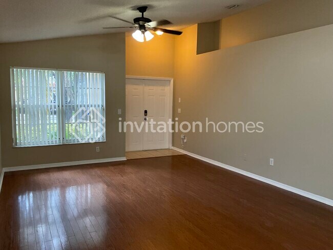 Building Photo - 14655 Via Tivoli Ct