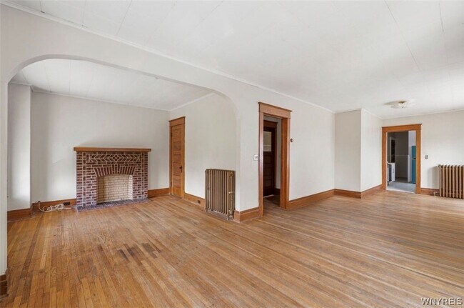 Foto del edificio - 1067 Tonawanda St